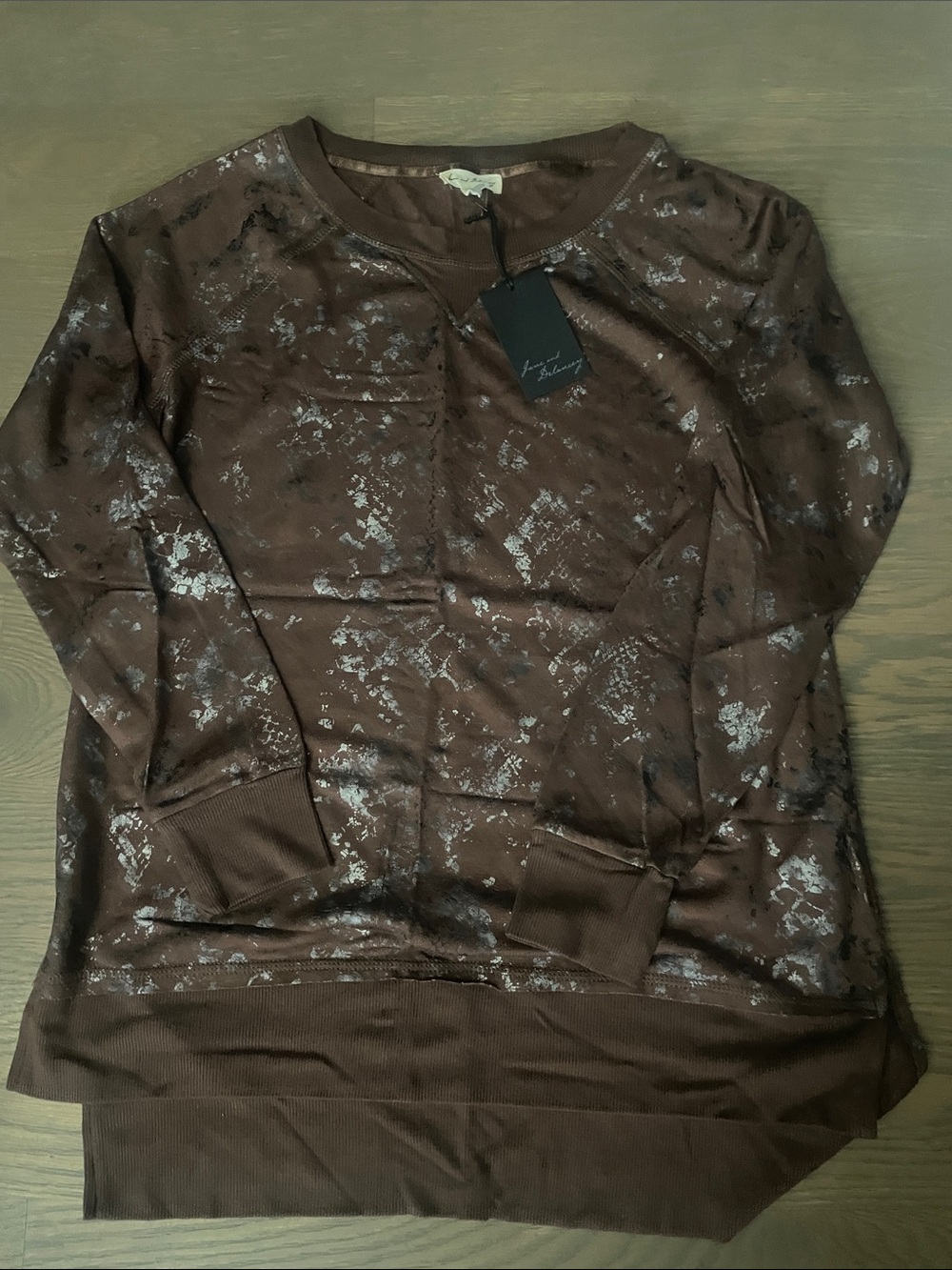 Women's Brown Metallic-Print Crewneck Sweatshirt